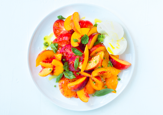 Pêche, tomate et mozzarella